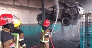 Mobil Fortuner di Medan Terbakar saat Hendak Dicuci