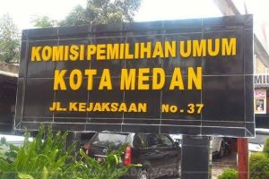 Gelar Profesor Hilang, Pasangan Ridha-Rani Bakal Laporkan Komisioner KPU Medan ke DKPP