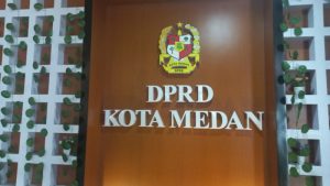 Dikepung Demo, Anggota DPRD Medan Gelar Rapat Secara Online