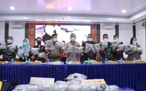 Polisi Ciduk Dua Kurir Bawa 76 Kilo Sabu di Asahan