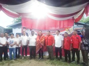 PAC PDIP Medan Denai Ulosi dan Doakan Hasyim agar Terpilih Kembali Sebagai Ketua untuk Ketiga Kalinya