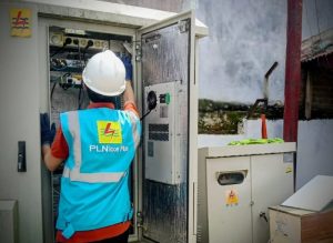 PLN Icon Plus Pulihkan Jaringan Internet dan Layanan Kelistrikan Terdampak Banjir dan Longsor di Gunung Sitoli