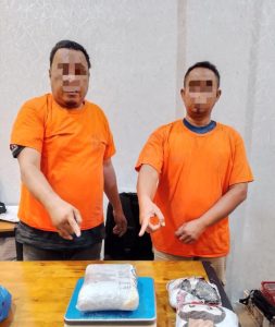 Kabur ke Sawah, Dua Kurir Sabu Akhirnya Ditangkap Polisi