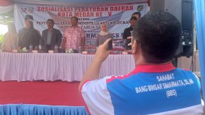 Binsar Simarmata Terjunkan Tim untuk Mendata Lansia yang Belum dapat Bansos