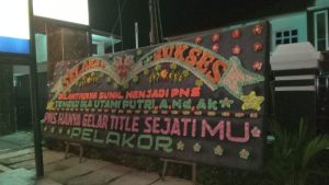 Ada Karangan Bunga untuk Pelakor di Kejari Deli Serdang