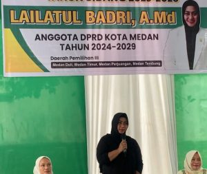 Lailatul Badri Jemput Curhatan Warga Soal Jalan Rusak dan Minimnya Lampu Jalan