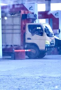 Terpantau Tiga Truck Keluar Masuk, SPBU 14.205.150 Galang Diduga Selewengkan BBM Jenis Solar kepada Mafia